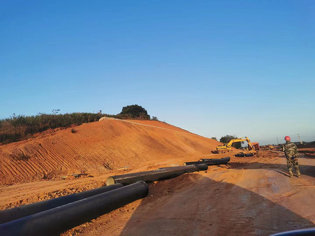 蕲春城南路网、雷溪河还建房EPC总承包工程
